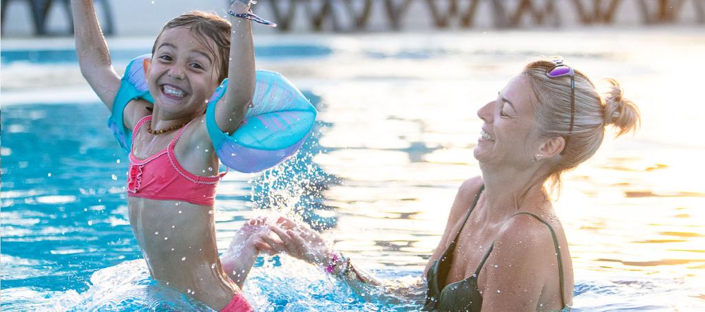 Piscine du camping Marisol